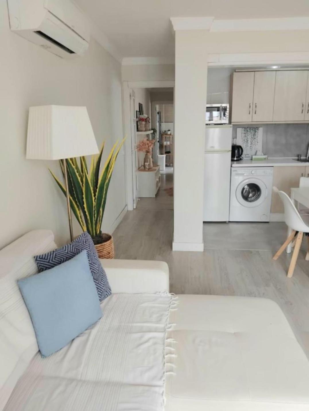 New City Penthouse Near Beach With Sunny Balcony Fuengirola Εξωτερικό φωτογραφία